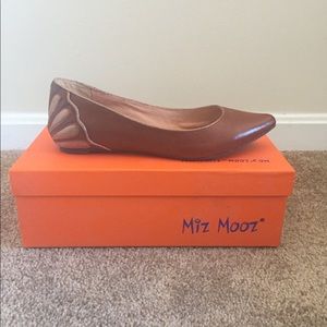 Miz Mooz Jodi Flat